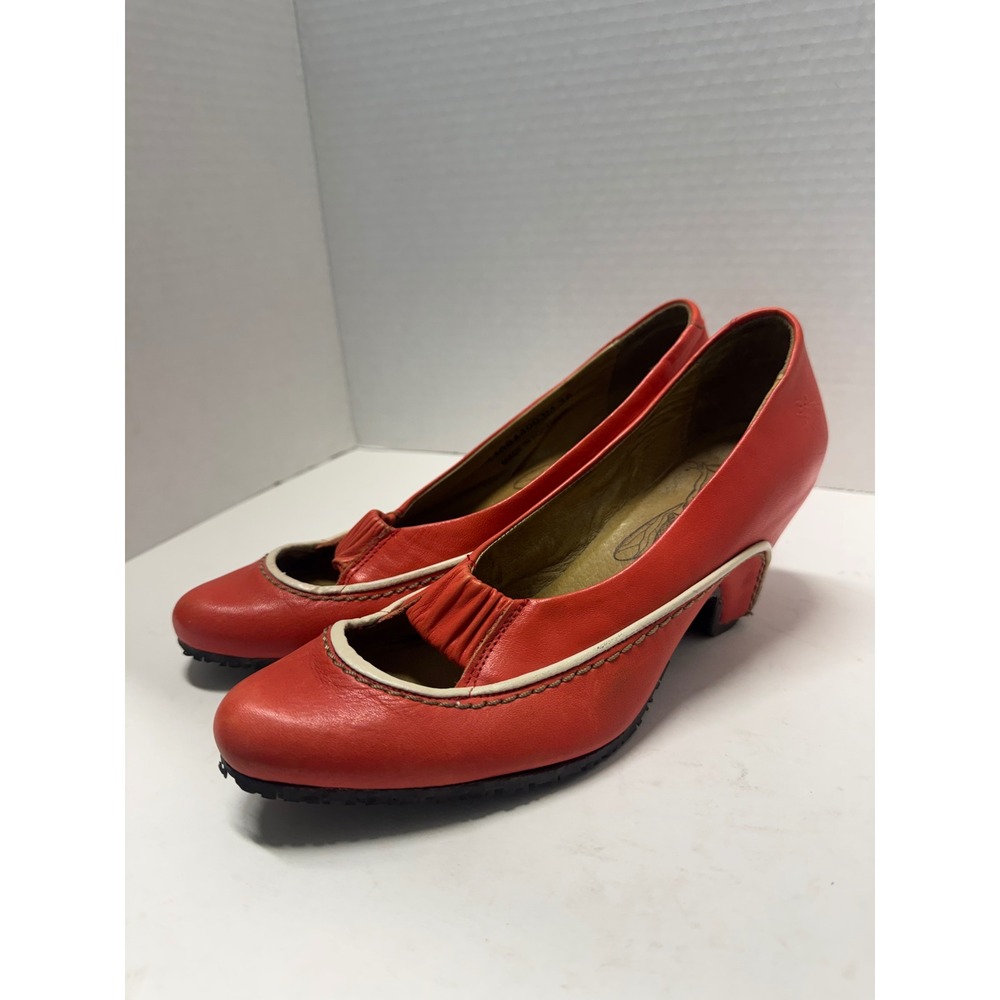 Fly London Fly Girl Red Leather Pumps‎ Cream Trim Heels Portugal Size 36 6